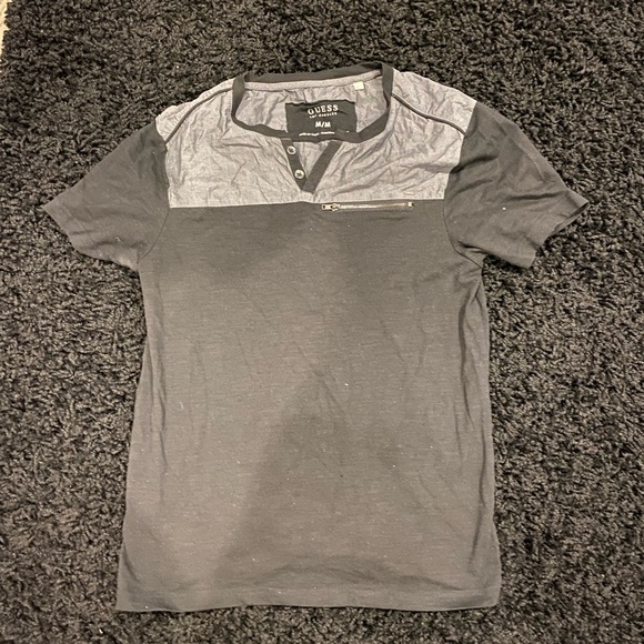 Guess Other - ❓Guess men’s medium v-neck t-shirt